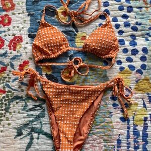 Dippin Daisy’s Orange Bikini Set